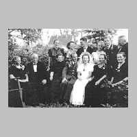 001-0019 Allenburg. 03.08.1942, Hochzeit Dr. Guenter Wins und Lore, geb. Morgenroth.jpg